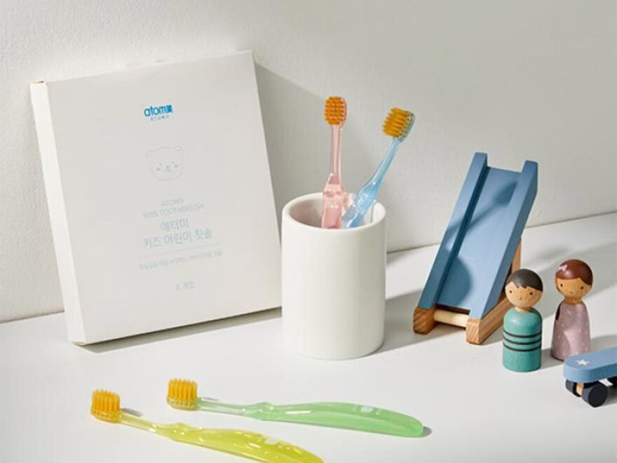 ATOMY KIDS TOOTHBRUSH 8 Unidades